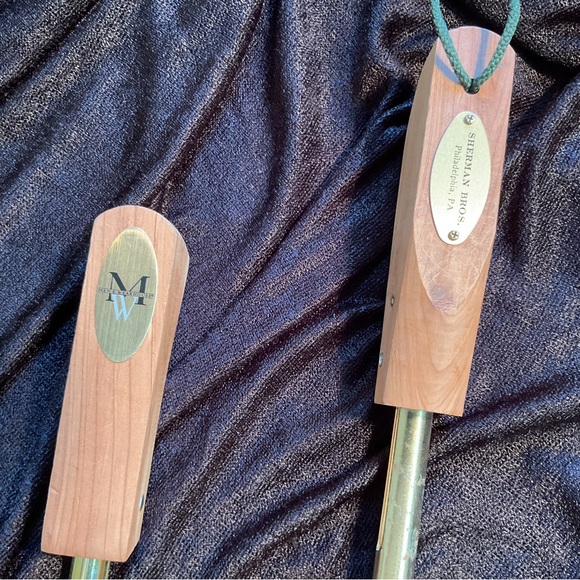Cedar Wooden Shoe Trees are not a set but, are same size. - Picture 4 of 4